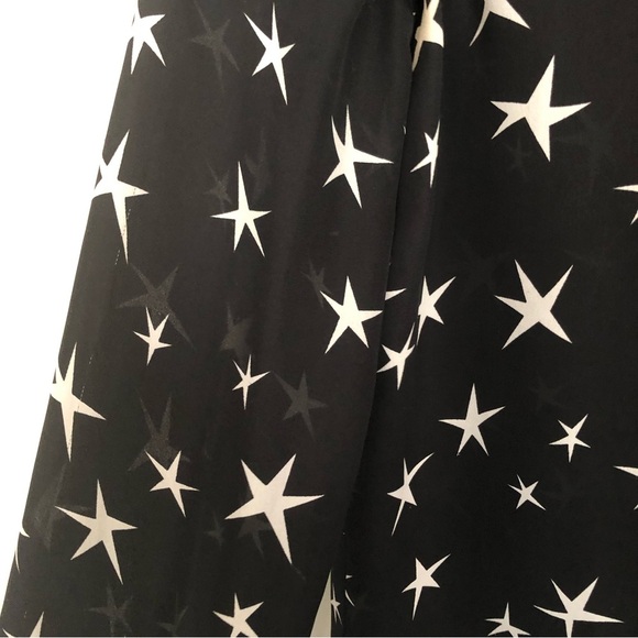 L’Agences Silk Star Print Button-down Shirt - Picture 3 of 10